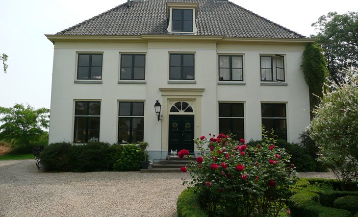 Voormalige pastorie, Kerkstraat 33