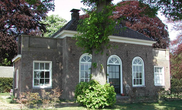 Poortgebouw van de begraafplaats, Twelloseweg 2