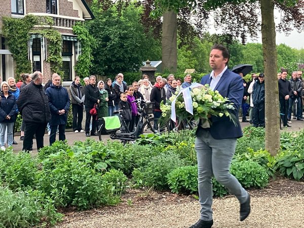 Herdenking in Voorst