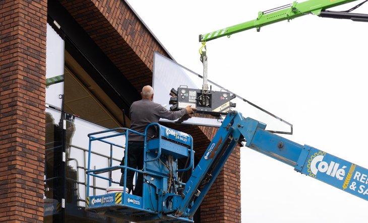 Infrastructuur en glas zetten