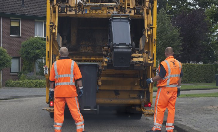 Gemeente stopt tijdelijk met ophalen grof vuil en grof groen