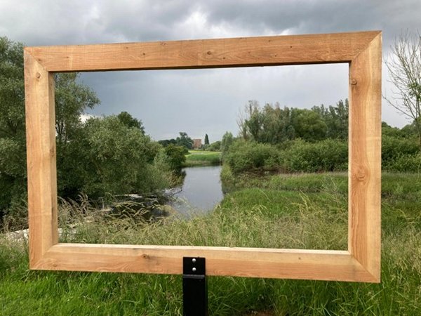 De lijst met de kasteelruïne