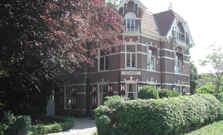 De Lindenhof / Nieuw Emstermate, Rijksstraatweg 39