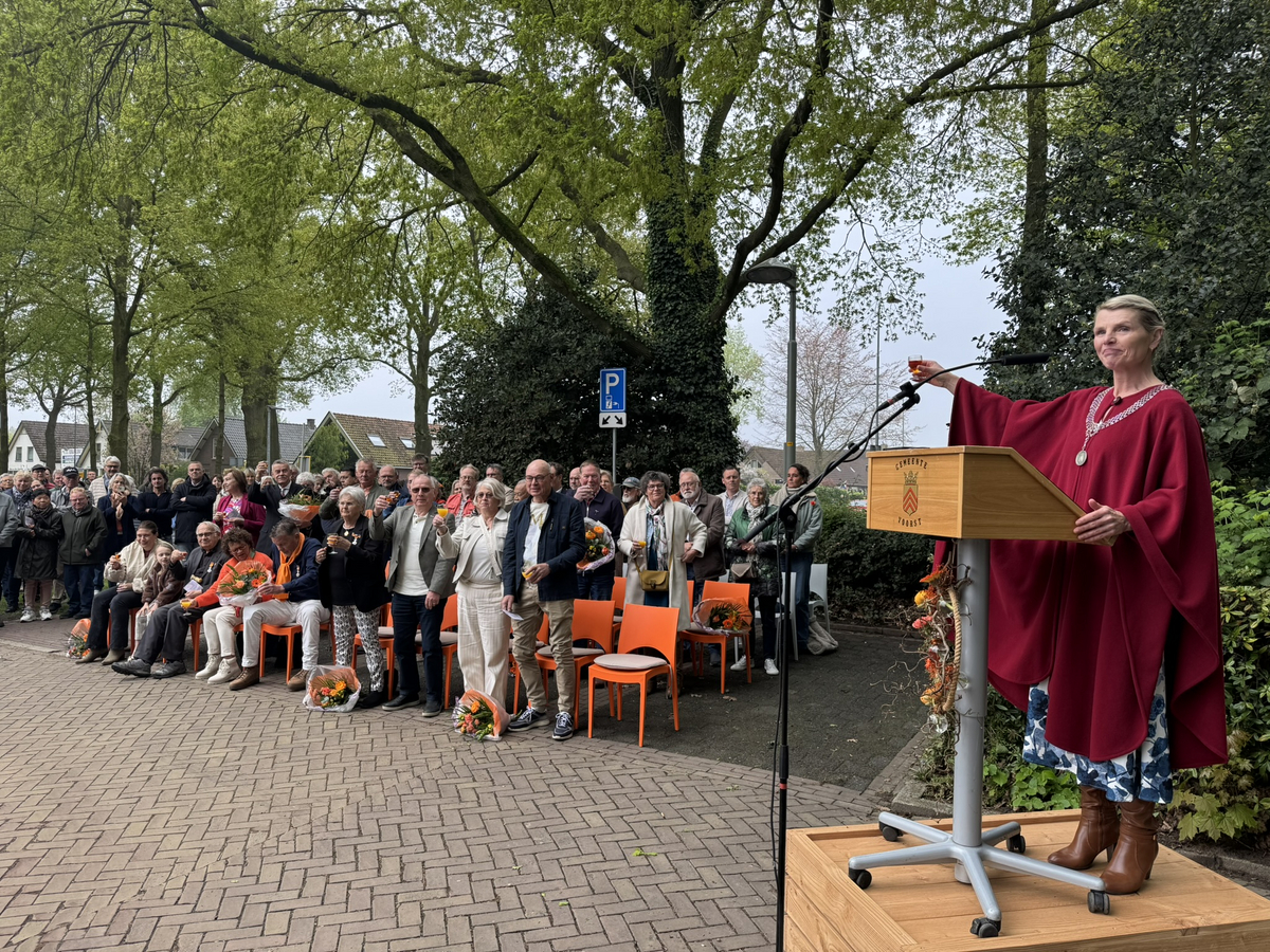 Aubade en Oranjereceptie gemeentehuis op maandag 27 april 2026