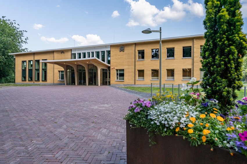foto gemeentehuis Twello