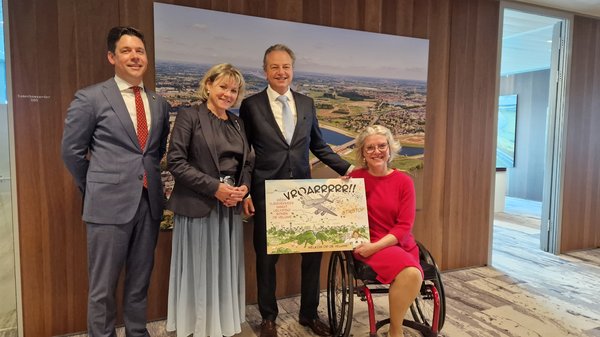 Burgemeesters Hattem, Heerde, Oldebroek en minister Madlener