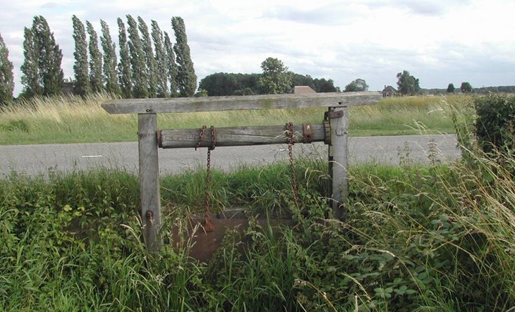 Sluisje, Kadijk, bij Zeedijk 3A