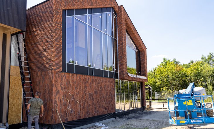 Infrastructuur en glas zetten