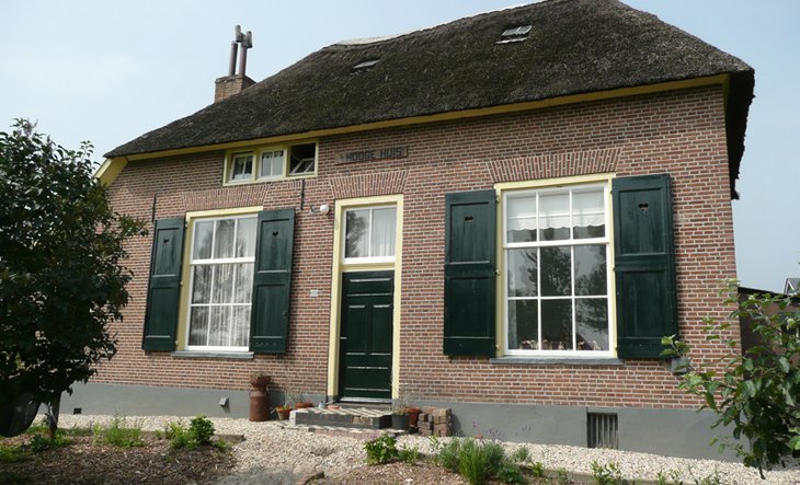 Hoogehuis, Middendijk 69