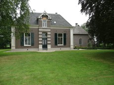 Spilhofstede, Middendijk 18