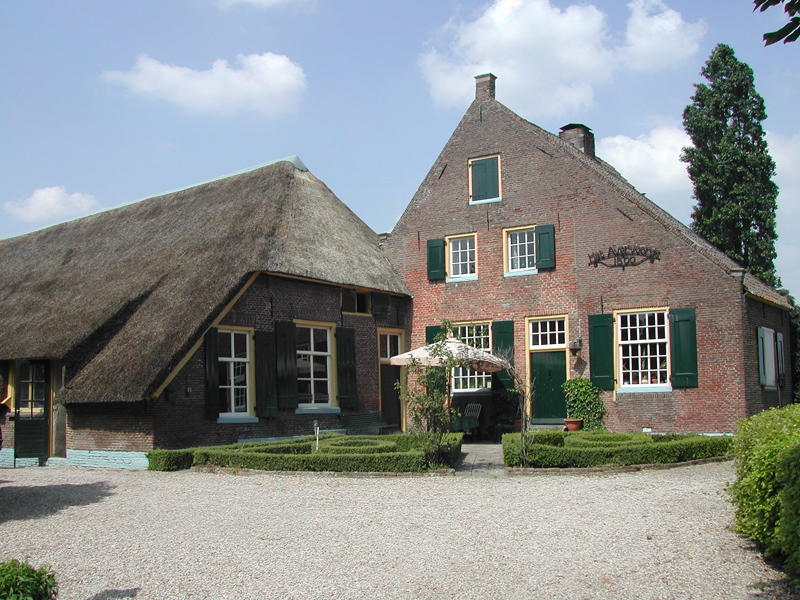 Het Avervoorde, Avervoordseweg 9