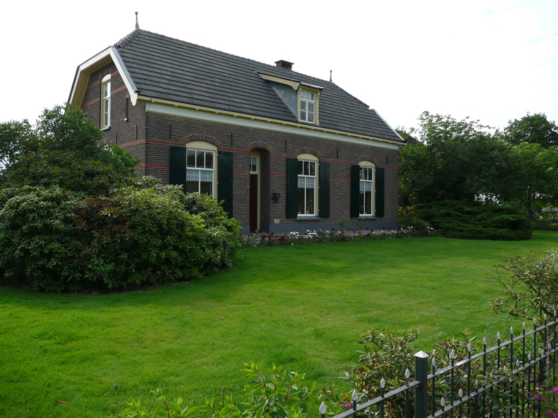 De Aze, Quabbenburgerweg 11