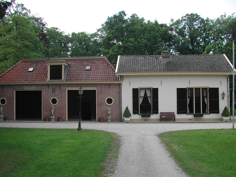 Koetshuis De Matanze, Deventerweg 12
