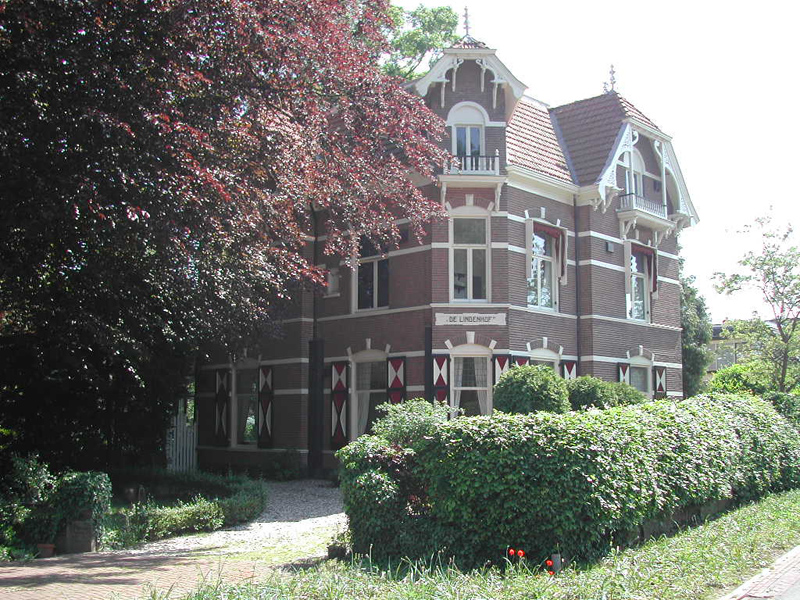 De Lindenhof / Nieuw Emstermate, Rijksstraatweg 39