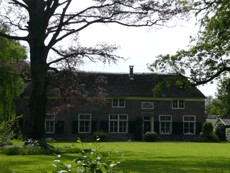 Het Oude Wezeveld, Oude Wezeveldseweg 18