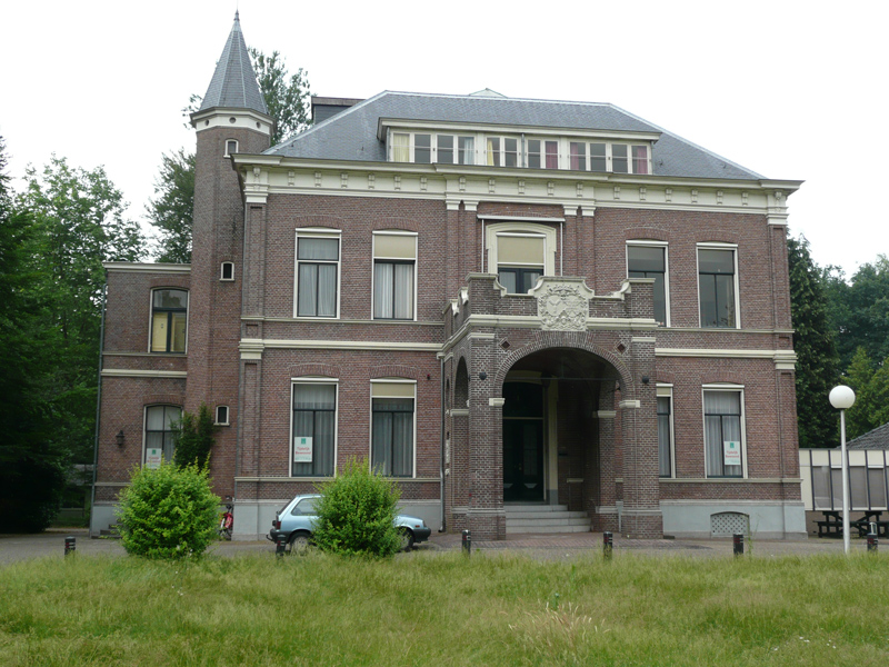 Het Wezeveld, Rijksstraatweg 150