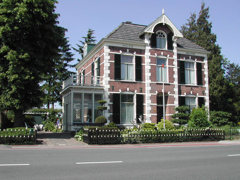 Huize Malang, Rijksstraatweg 94-94a