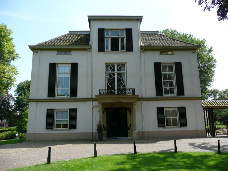 Enkstein, Rijksstraatweg 102